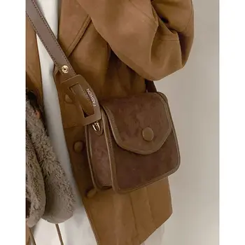 Корейский 2023 Новый винтажный матовый PU, модная дизайнерская женская сумка Lingge, модная универсальная маленькая квадратная сумка, сумка-мессенджер