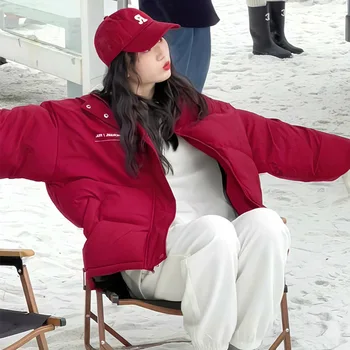 Красная пуховая хлопчатобумажная куртка, женская осенне-зимняя куртка, короткая 2023, новый тренд, Корейская легкая и тонкая хлопчатобумажная куртка, хлеб