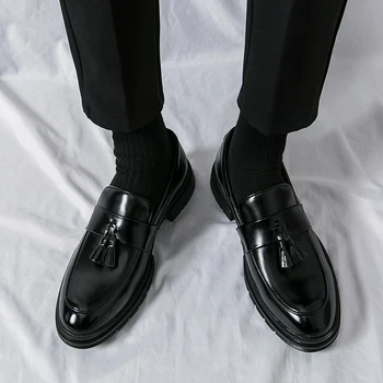 Новая Мужская Кожаная Рабочая Повседневная обувь для пожилых Людей, Дизайнерская Брендовая обувь, Классические Мужские туфли-броги С кисточками, Официальная обувь, Блочная Обувь Hombre